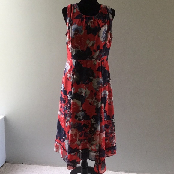 Just Taylor Dresses & Skirts - NWOT print floral dress